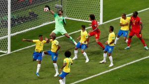 Brasil Tersingkir, Fernandinho Dapat serangan Rasial dan Diancam